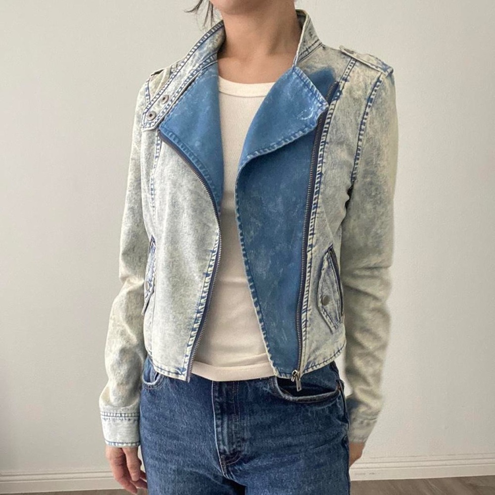 Forever 21 Acid Wash Blue Denim Moto Jacket